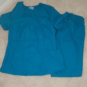 SB Scrubs Teal Blue Set LIke New Size Lg & Med